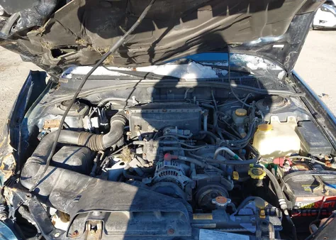 2001 Subaru Outback z USA, uszkodzony, nr VIN 4S3BH675617650157